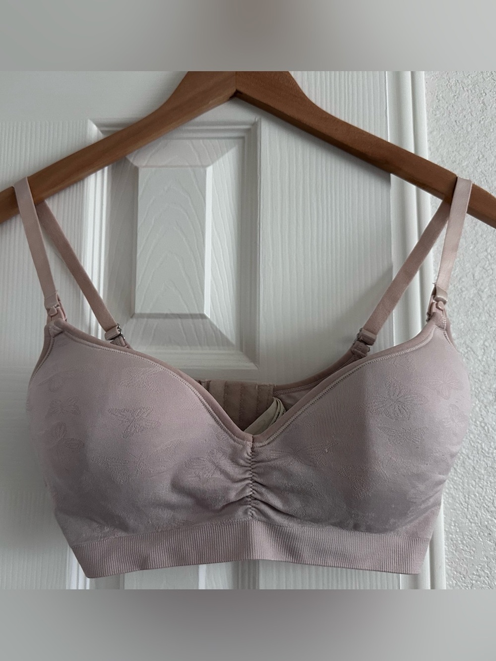 Jessica Simpson Seamless Nursing Bra